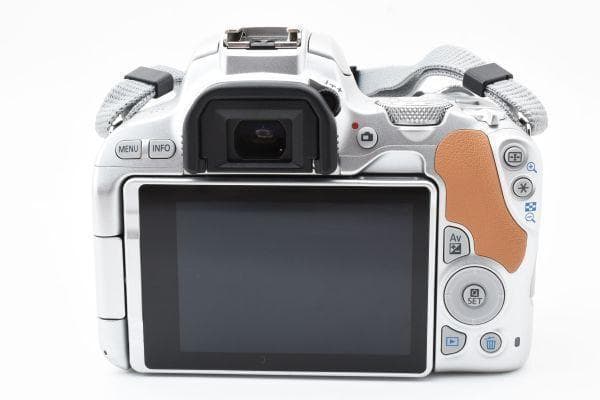 Canon Kiss X9 USMレンズカメラ専門店検品済カメラバッグ他付属