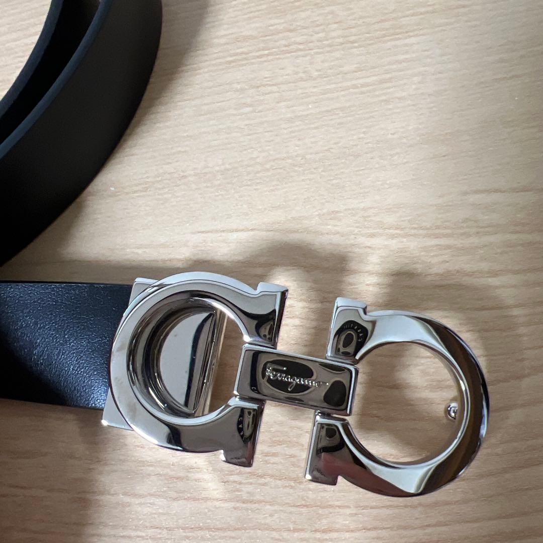 フェラガモ ベルト　シルバー　ブラック