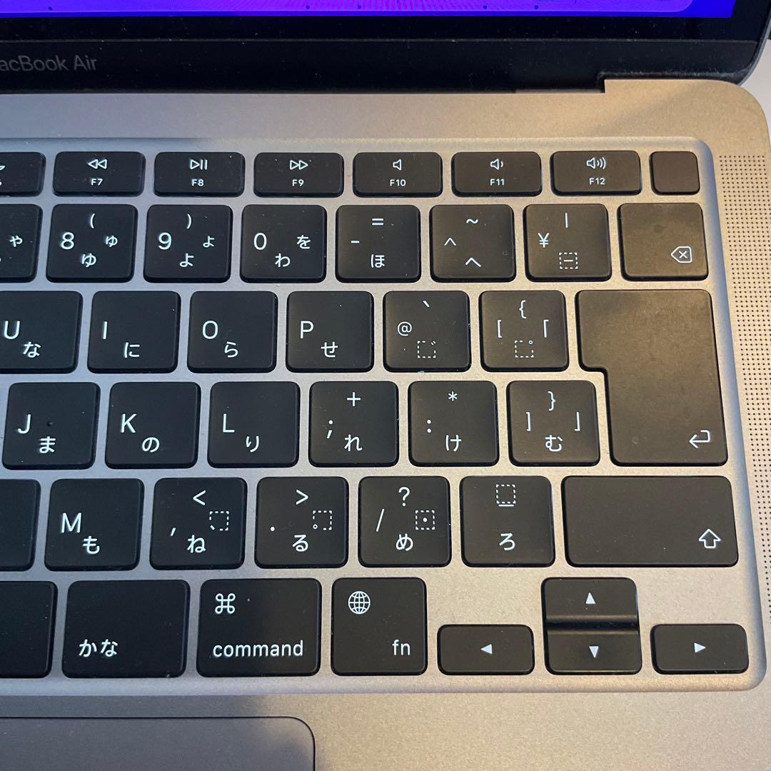 MacBook Air M1チップ搭載13インチ