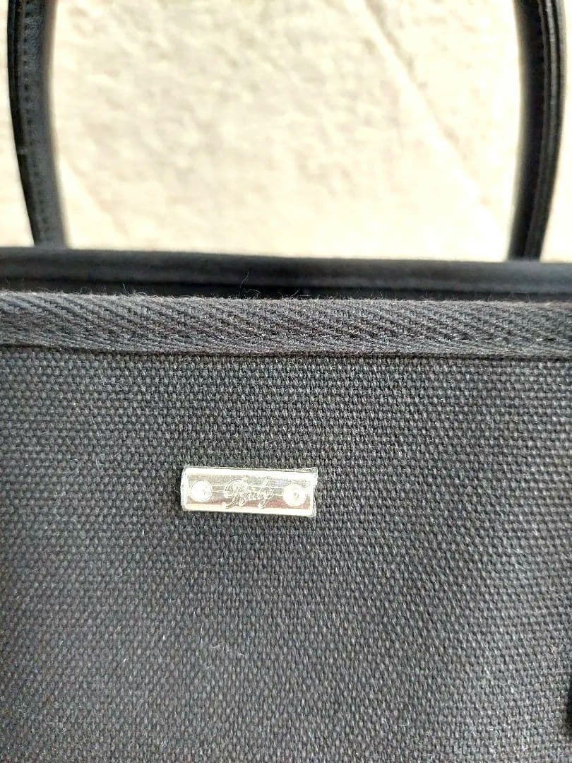 ✨極美品✨Rady ハローキティ 黒 キャンバス ハンドバッグ　即完売品