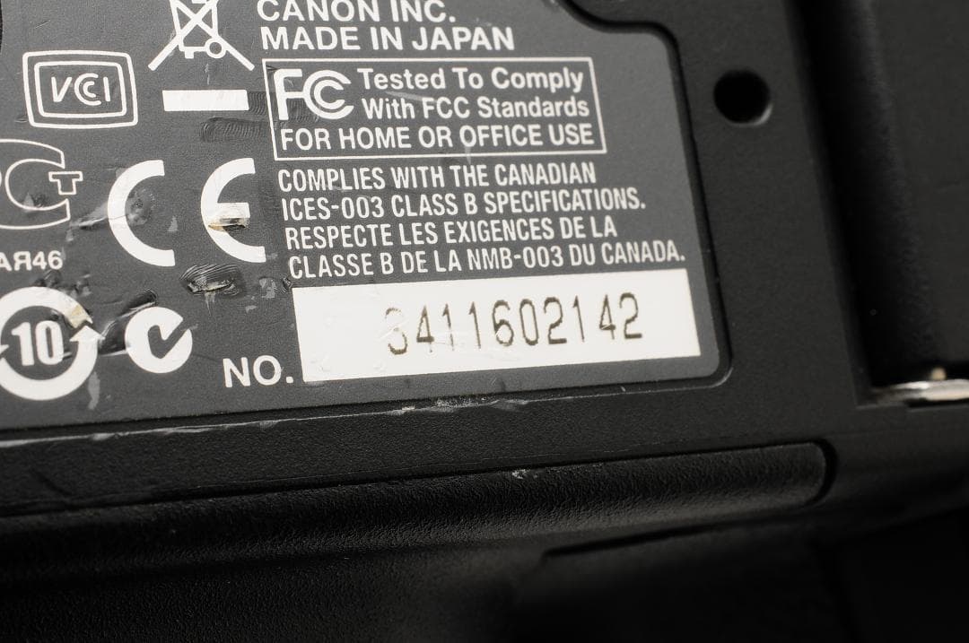 【美品】 キャノン Canon EOS 5D Mark II 2 ボディ