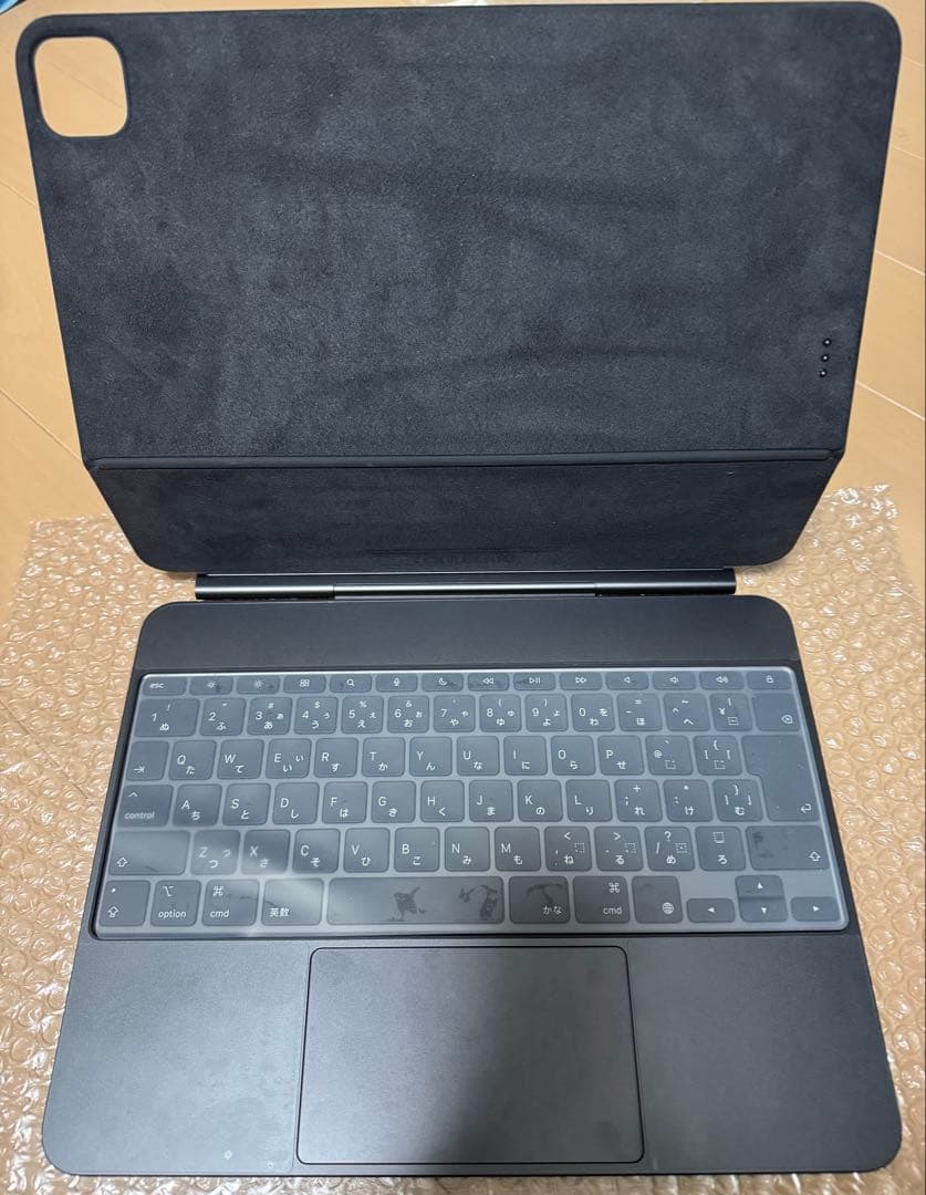 13インチ iPad Pro (M4)用Magic Keyboard