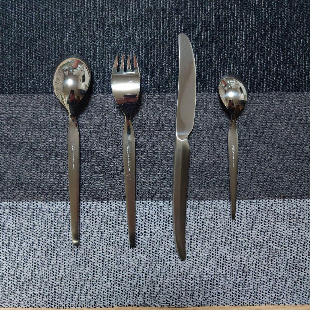 Y⑩ラッキーウッド　デラックス　カトラリーセット（24PC）