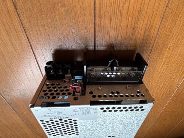 TDKラムダ　スイッチンング電源RWS1500B-48