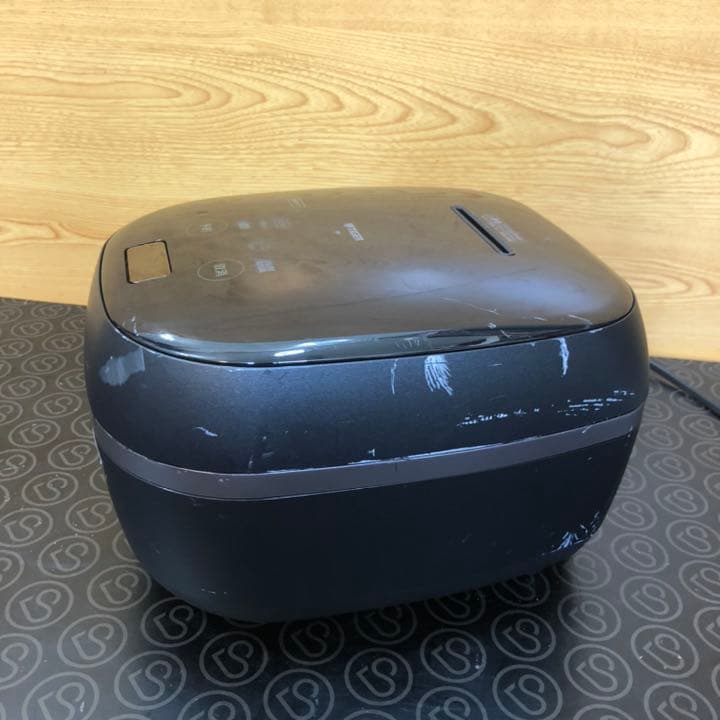 TIGER タイガー 土鍋 圧力IH炊飯ジャー JPG-S100KS  ジャンク