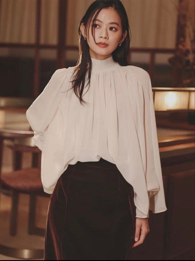 完売anuans アニュアンス ジョーゼットフレアブラウス　ブルー 新品タグ付