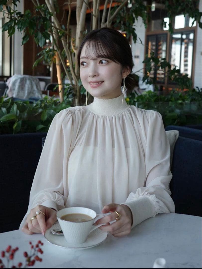 完売anuans アニュアンス ジョーゼットフレアブラウス　ブルー 新品タグ付