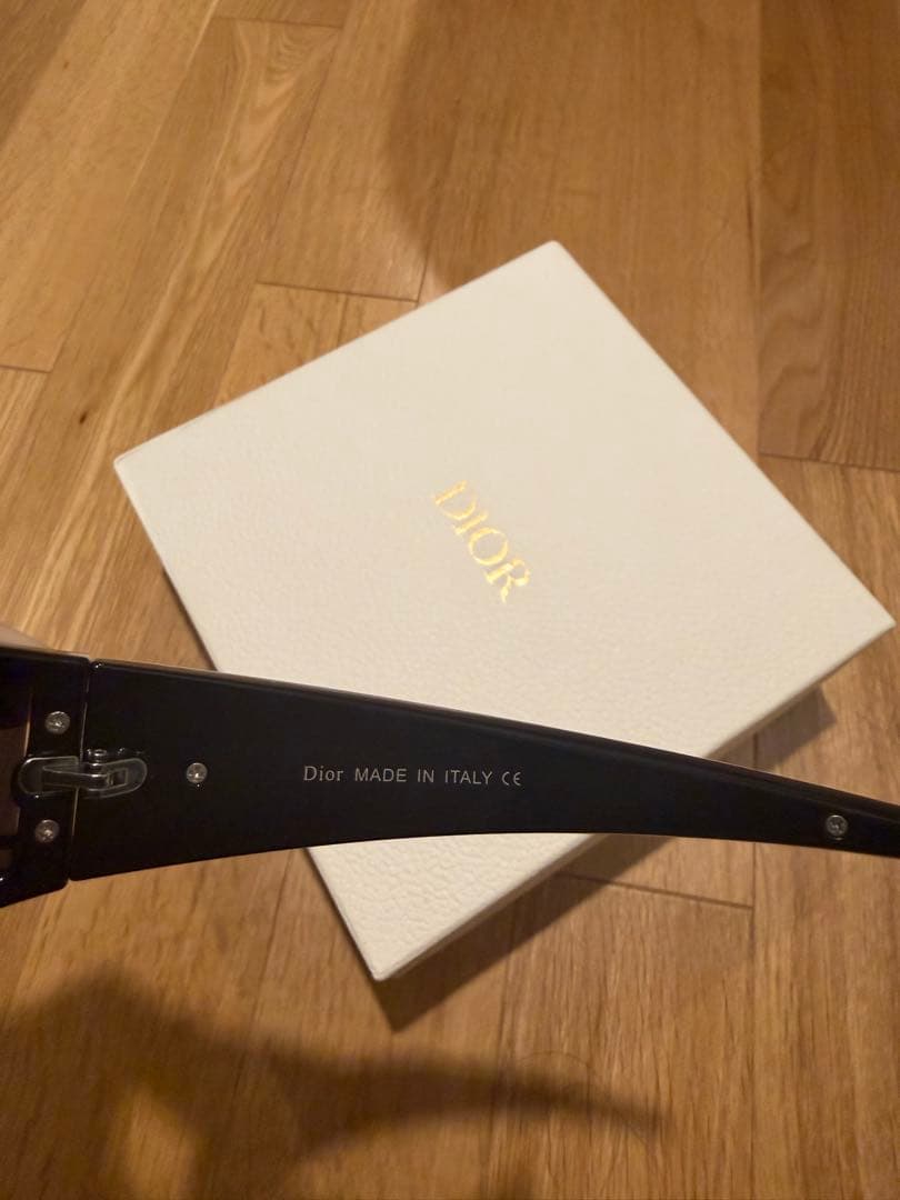 Dior ブラック サングラス