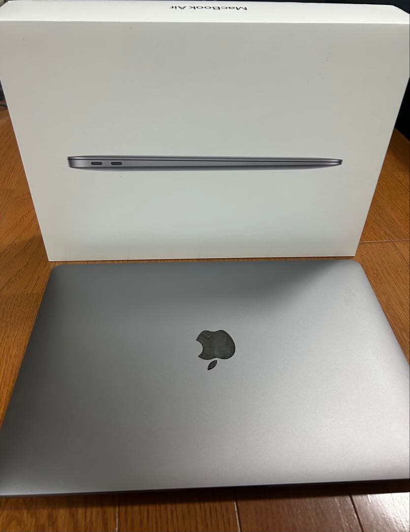 MacBook本体 MacBook Air (Apple M1, 8GB, 512gb)