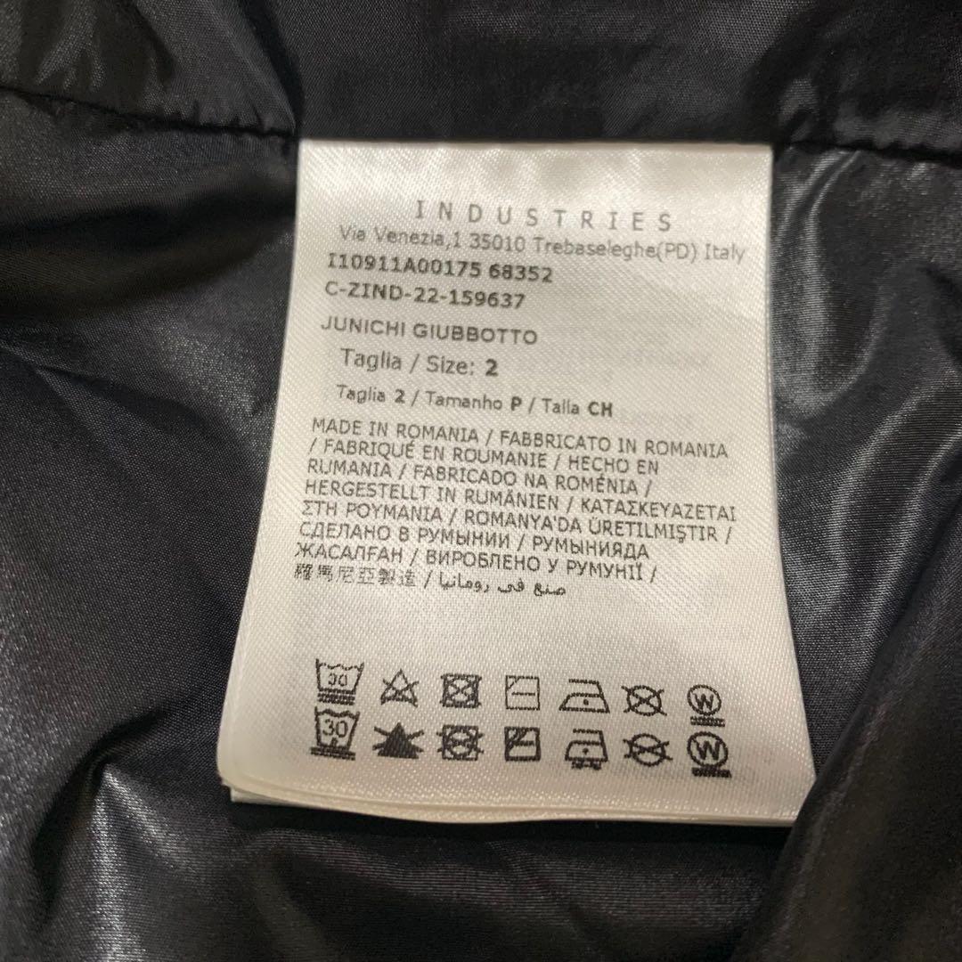 〔美品〕モンクレール　ナイロンジャケット　フードロゴ　2 ブラック 4P120