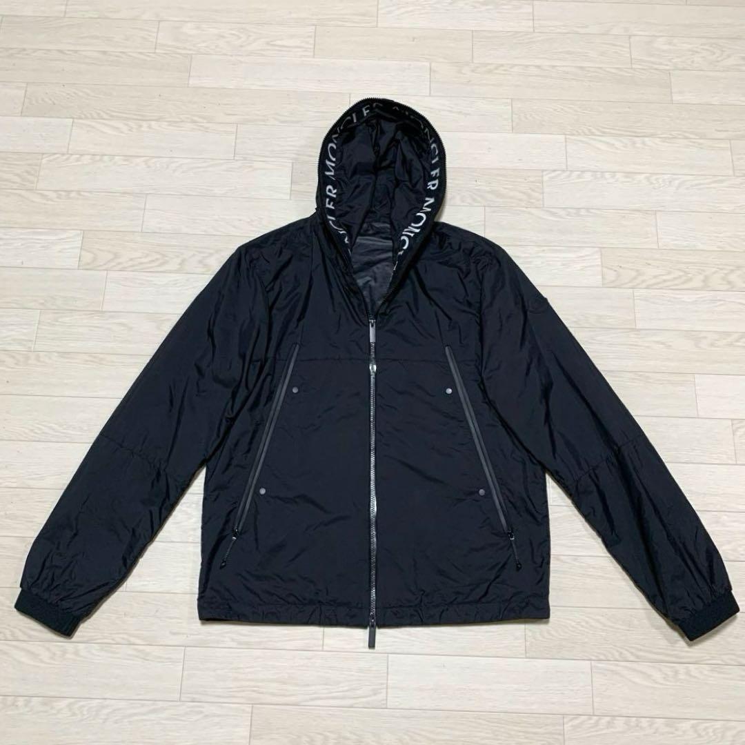 〔美品〕モンクレール　ナイロンジャケット　フードロゴ　2 ブラック 4P120