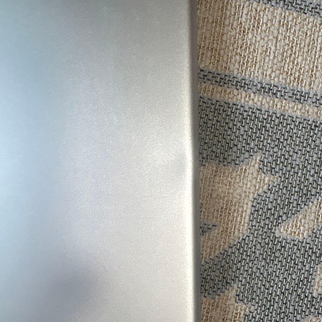 ipad 第8世代　シルバー 32GB