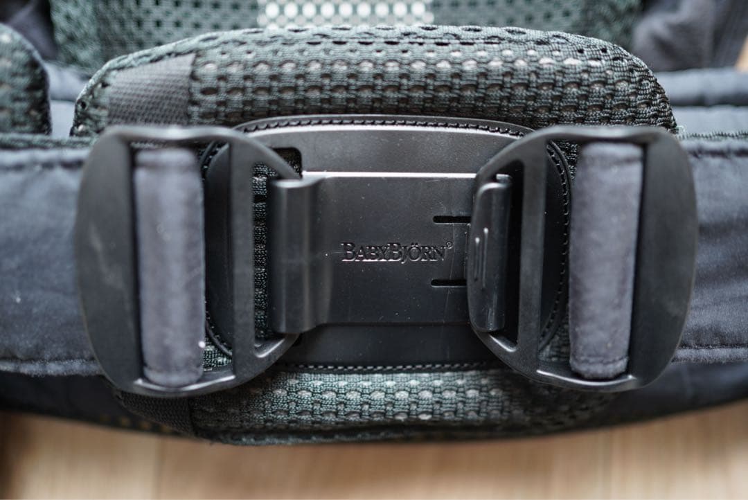 【期間限定6,000円引き！】BABYBJÖRN harmony 抱っこひも