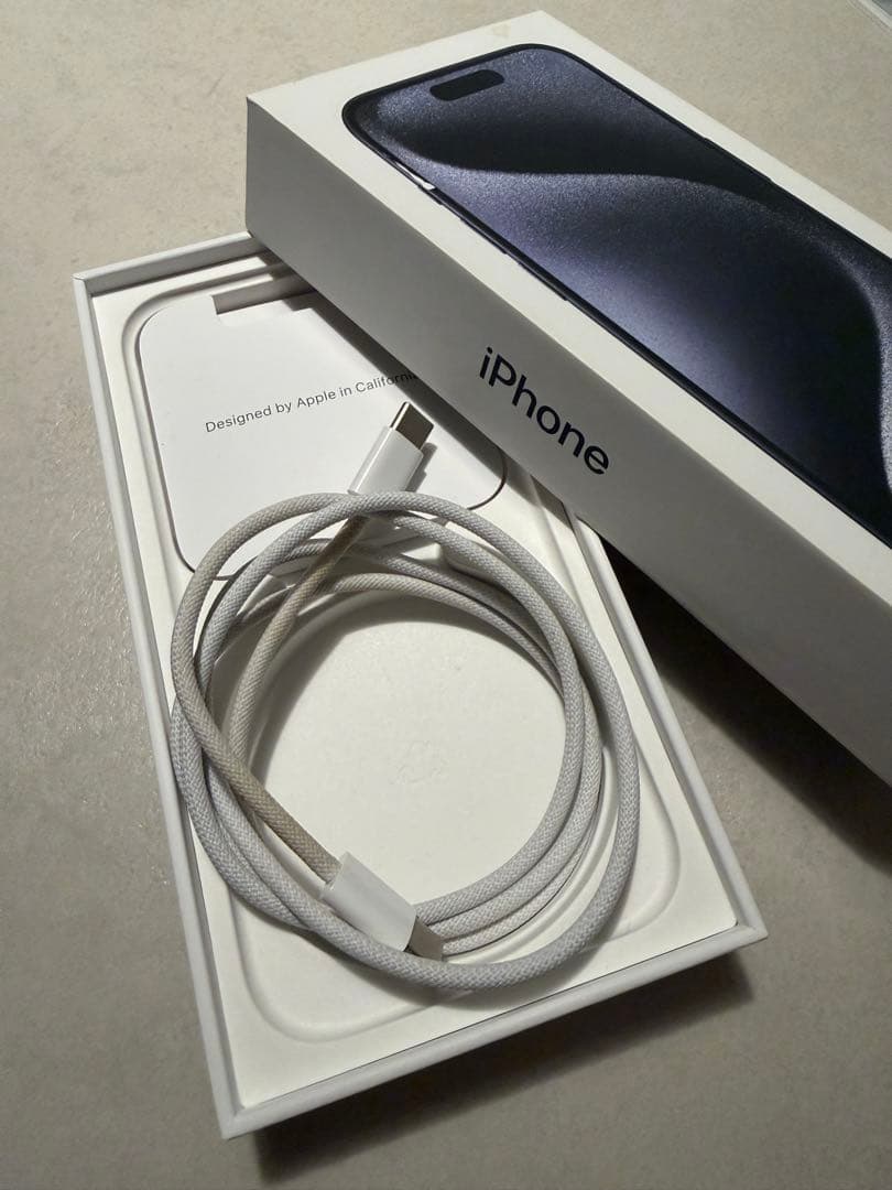 香港版 iPhone 15 Pro 512GB