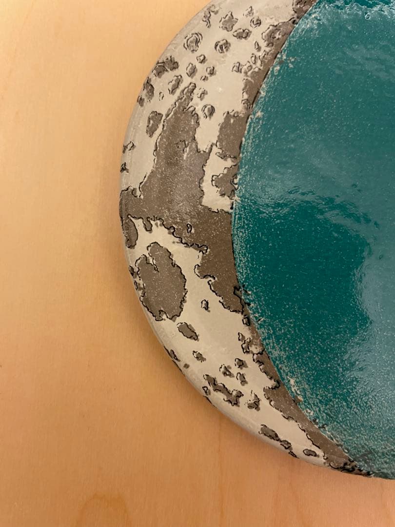 アスティエJohn Derian Blue Crescent Moon プレート