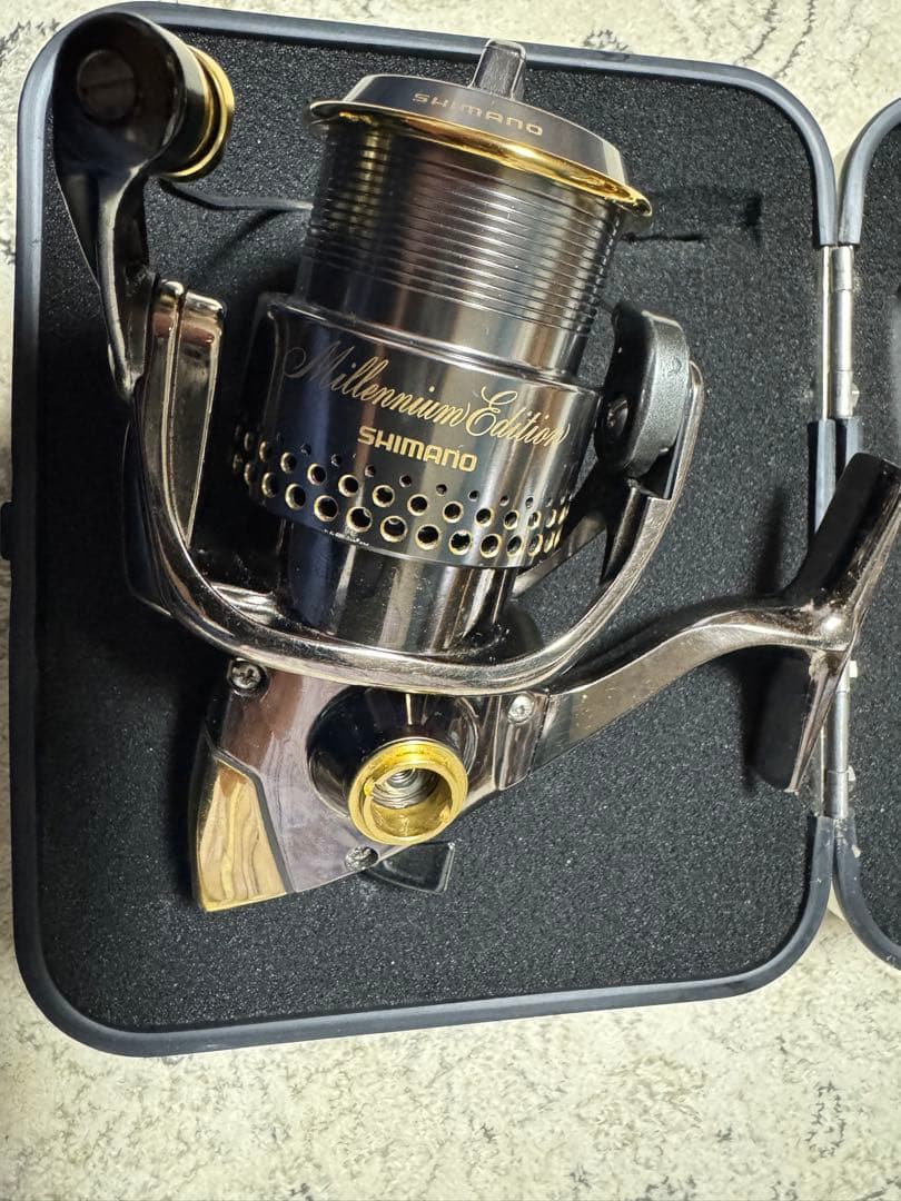 シマノ　ステラ　ミレニアムエディション4000SS 部品取り用同型リール付き