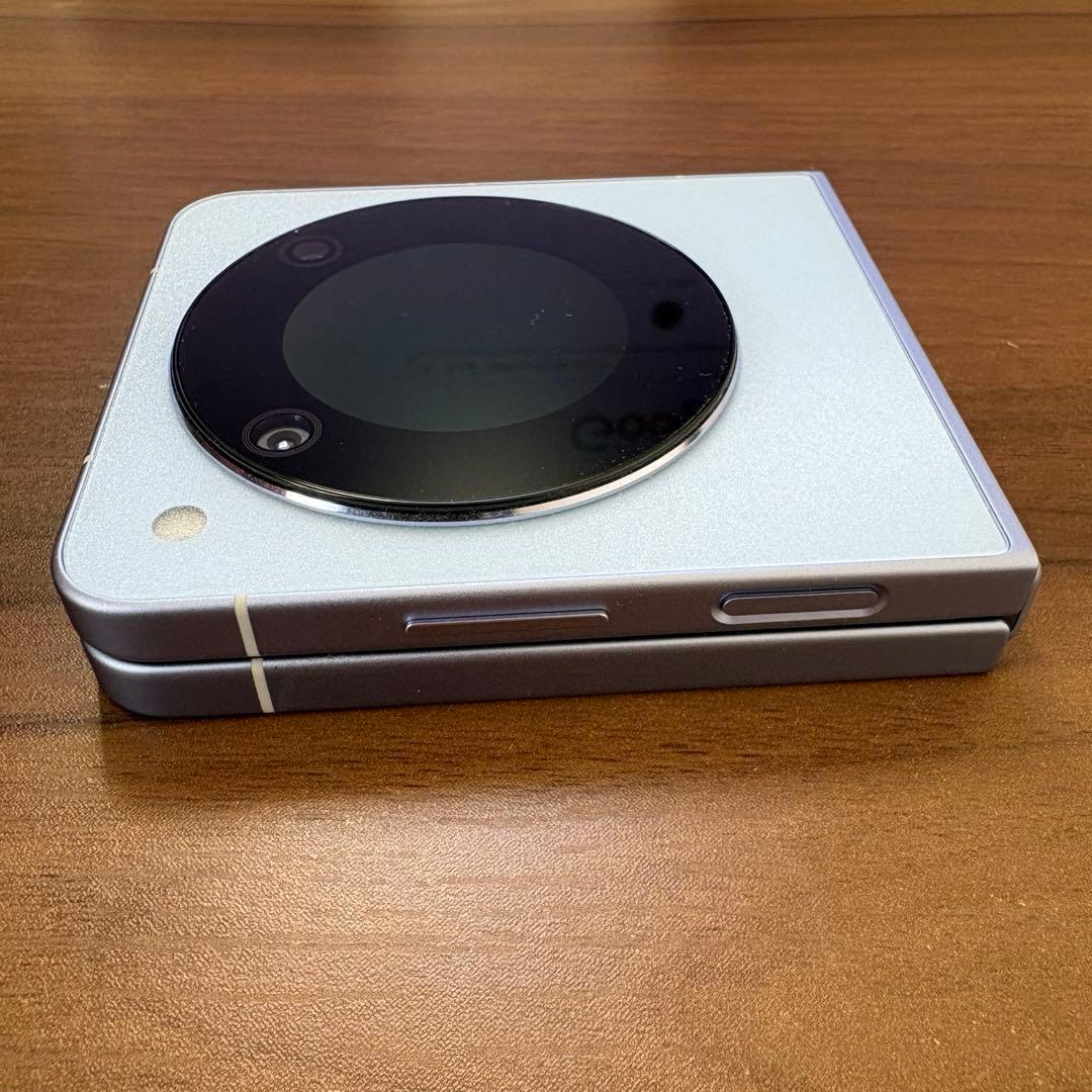 Libero Flip A304ZT ブルー SIMフリー