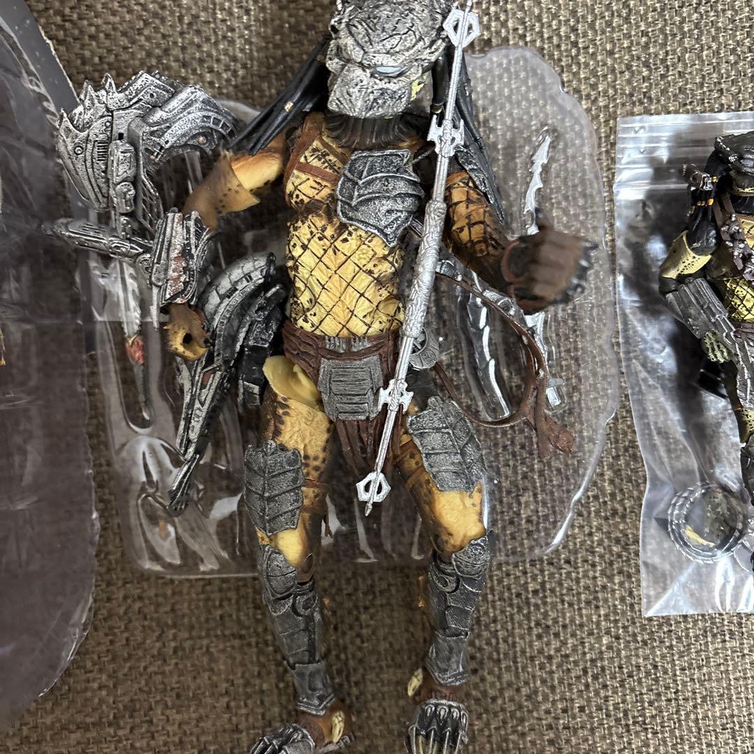 N*M様 プレデター フィギュア3体