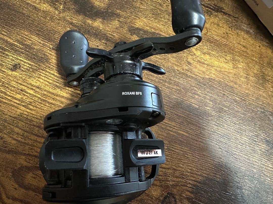 Abu Garcia ROXANI BF8 ベイトリール