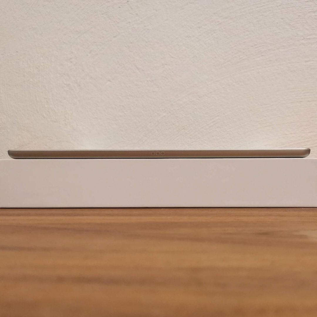 『訳有り値下げ品』iPad 第8世代 32GB『最大容量100%』