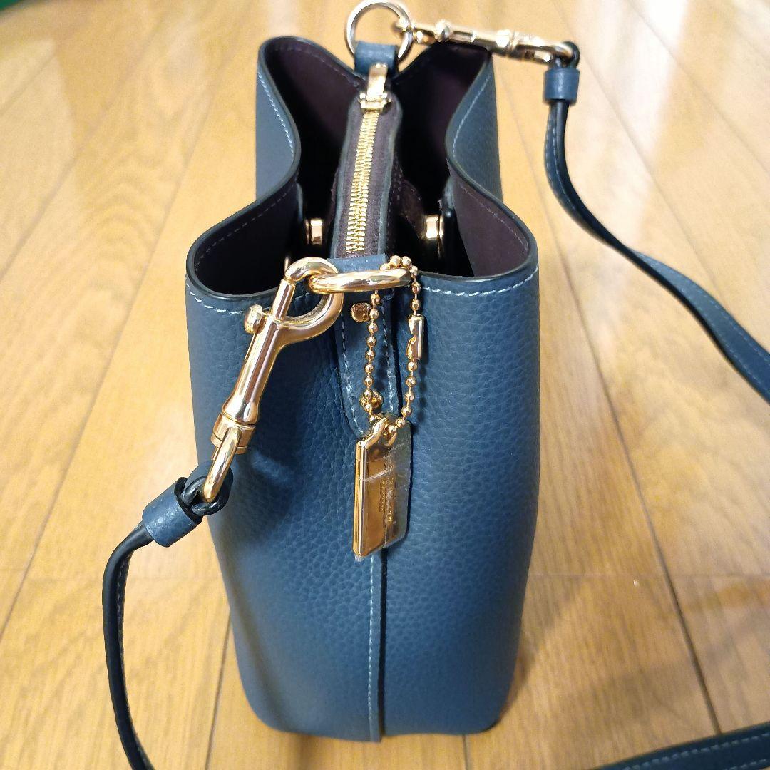 コーチ レザー スモールショルダーバッグ ブルー 青 COACH バケット
