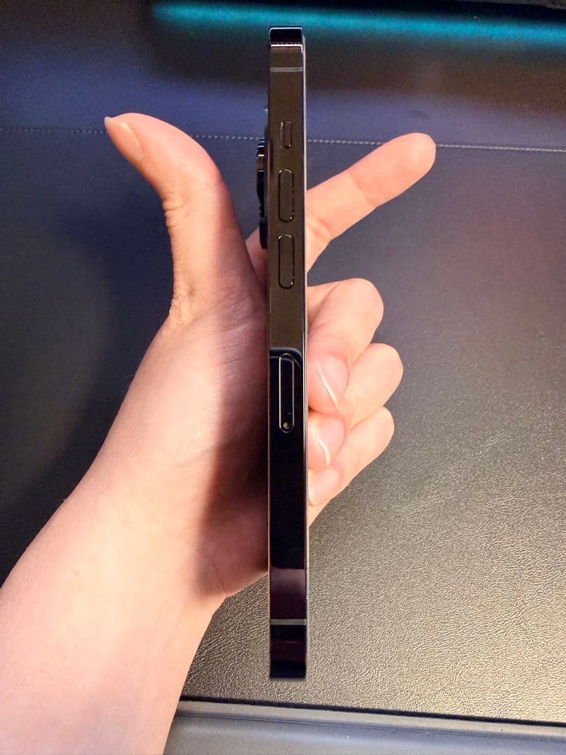 【良品/ケース付】iPhone 14 Pro 256GB SIMフリー ブラック