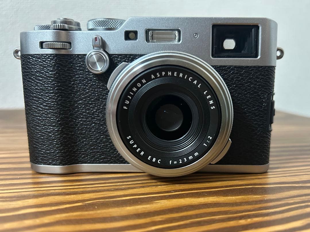 Fujifilm X100F シルバー ＋ SQUAREHOOD Mk.Ⅱ