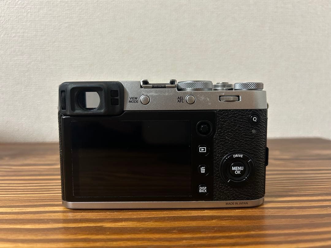 Fujifilm X100F シルバー ＋ SQUAREHOOD Mk.Ⅱ