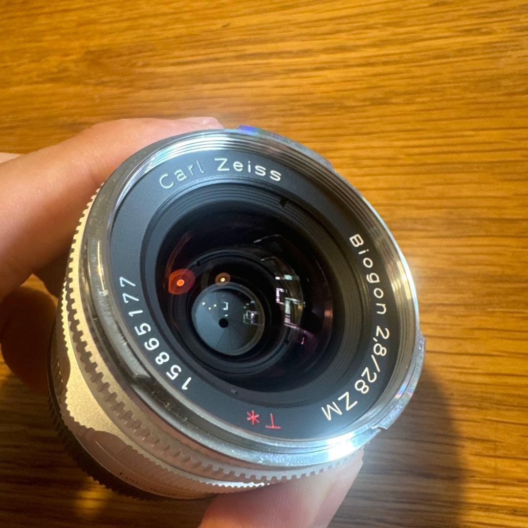 Biogon T* 28mm F2.8 ZM（ライカM用） シルバー