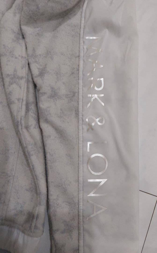 マークアンドロナ　セットアップ　ゴルフ　メンズ　ニット　ブルゾン　上下　M