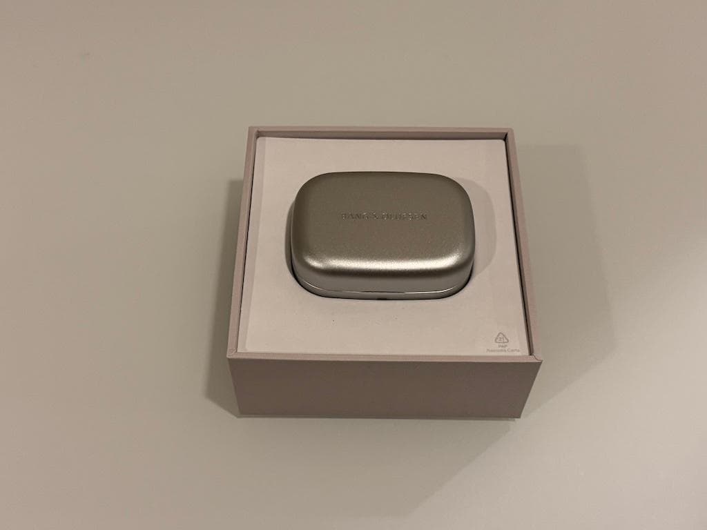 Bang & Olfusen Beoplay Eleven B&O 新品開封品