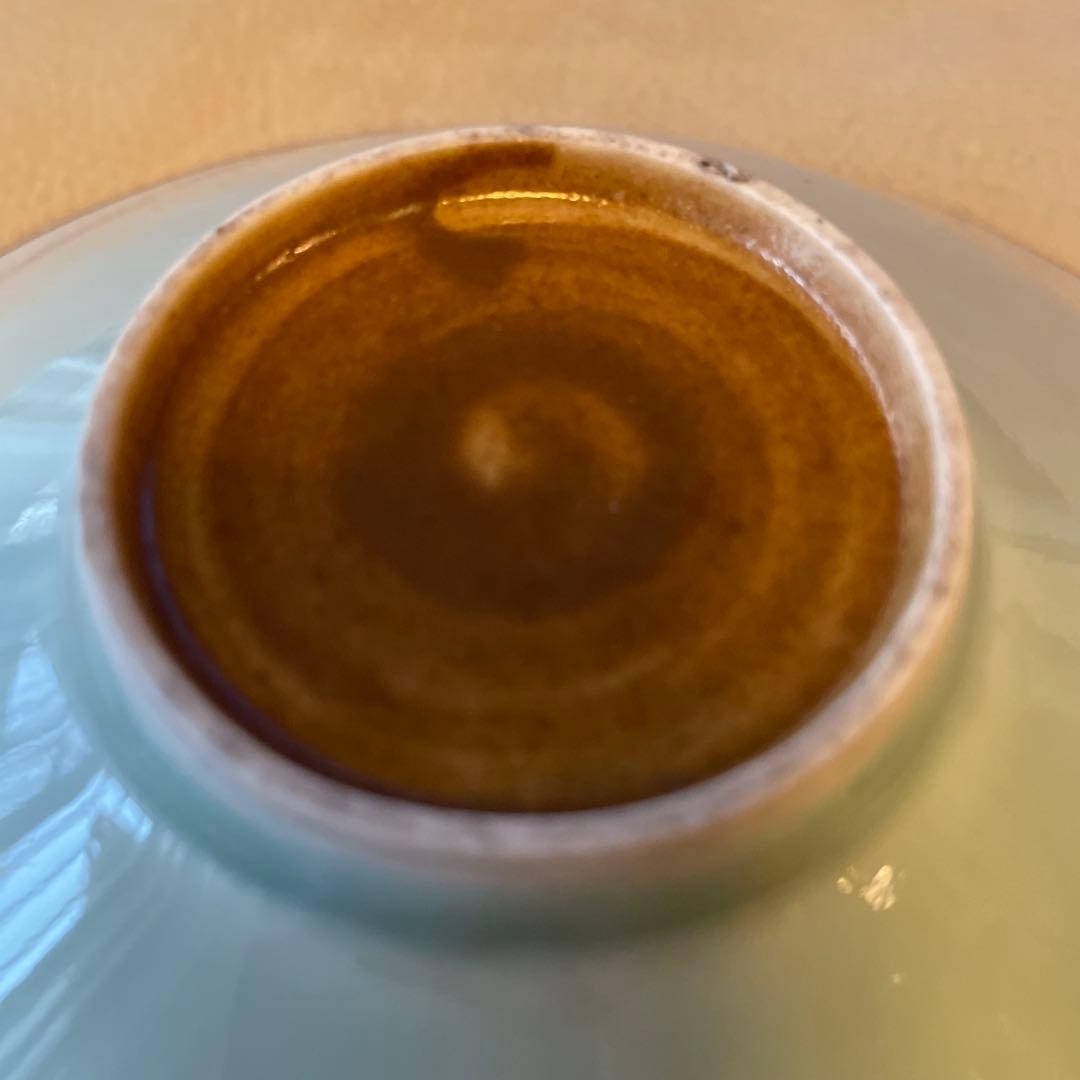 龍鳳凰陽刻青磁茶碗