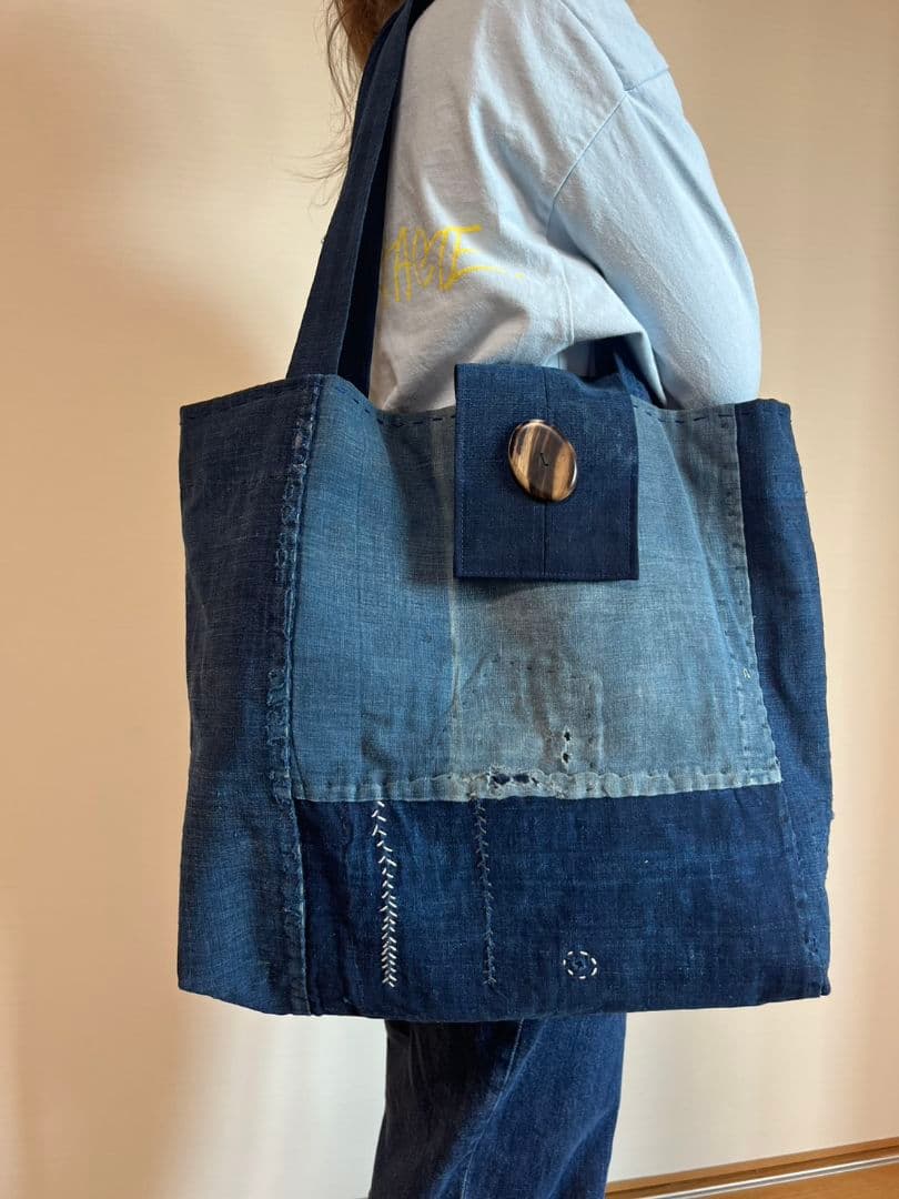 古布リメイクバッグ／襤褸／藍染／刺し子／大きめバッグ／パッチワーク／ショルダー