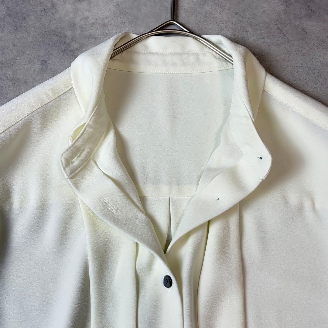 美品 allureville ジョーゼット ボウタイブラウス オフホワイト