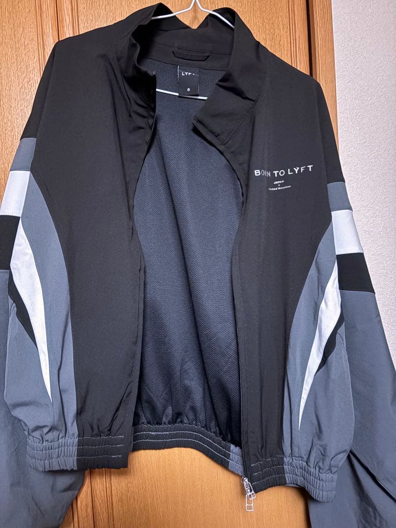 Lyft 2LINE OVERSIZE TRACK JACKET Sサイズ