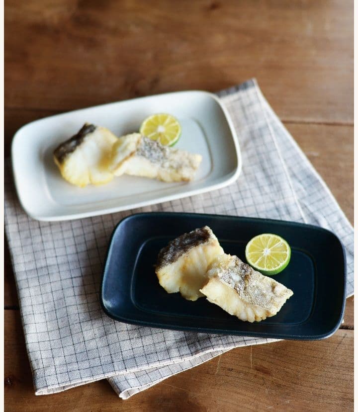 スタジオエム　　studio m'　エッセン 長角皿Ｓ　４枚セット