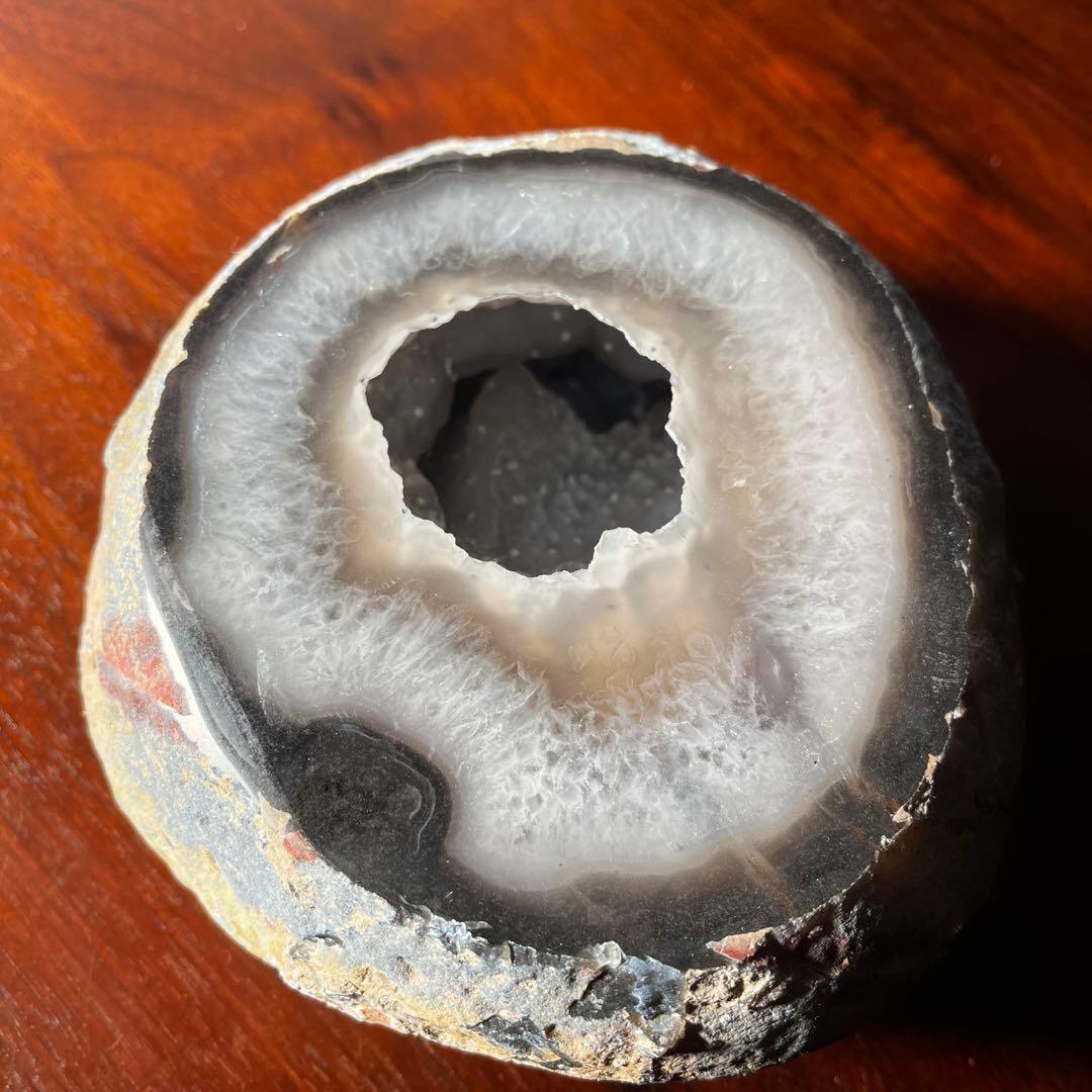 天然石　トレジャーメノウ　重量1.９kg 　幅約155mm