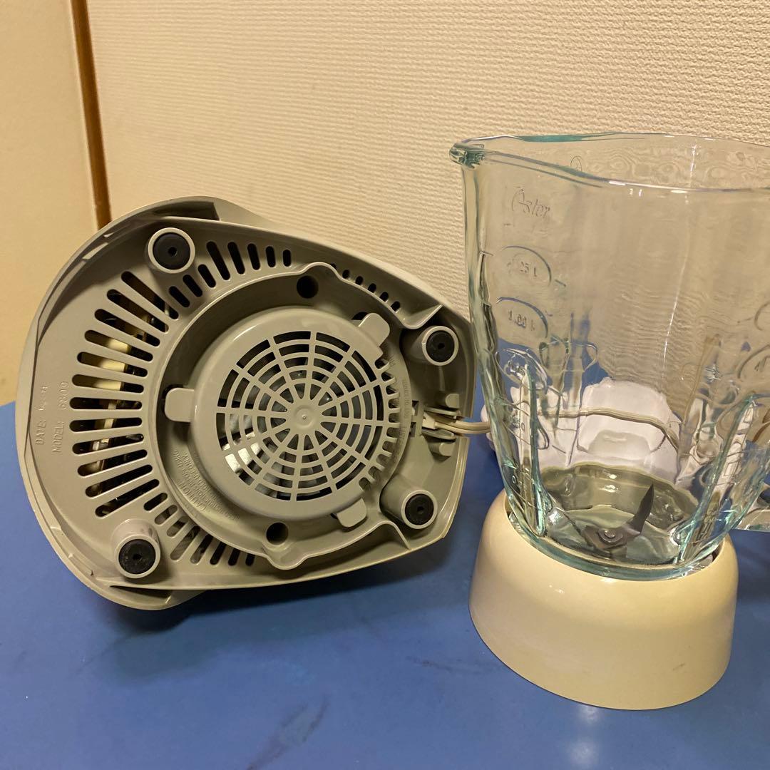 Oster 16 Speed ブレンダー6809 1250L