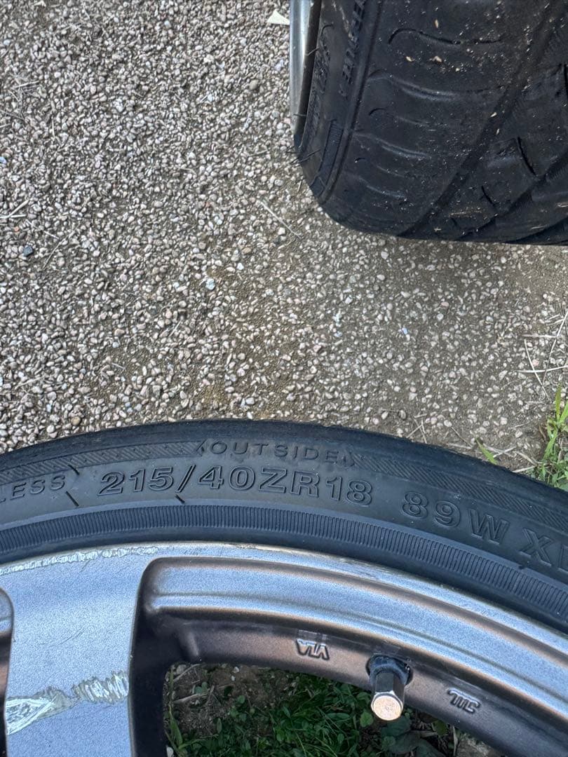 【最終値下げ】ENKEI PF07 18インチ　9j +44 pcd 100