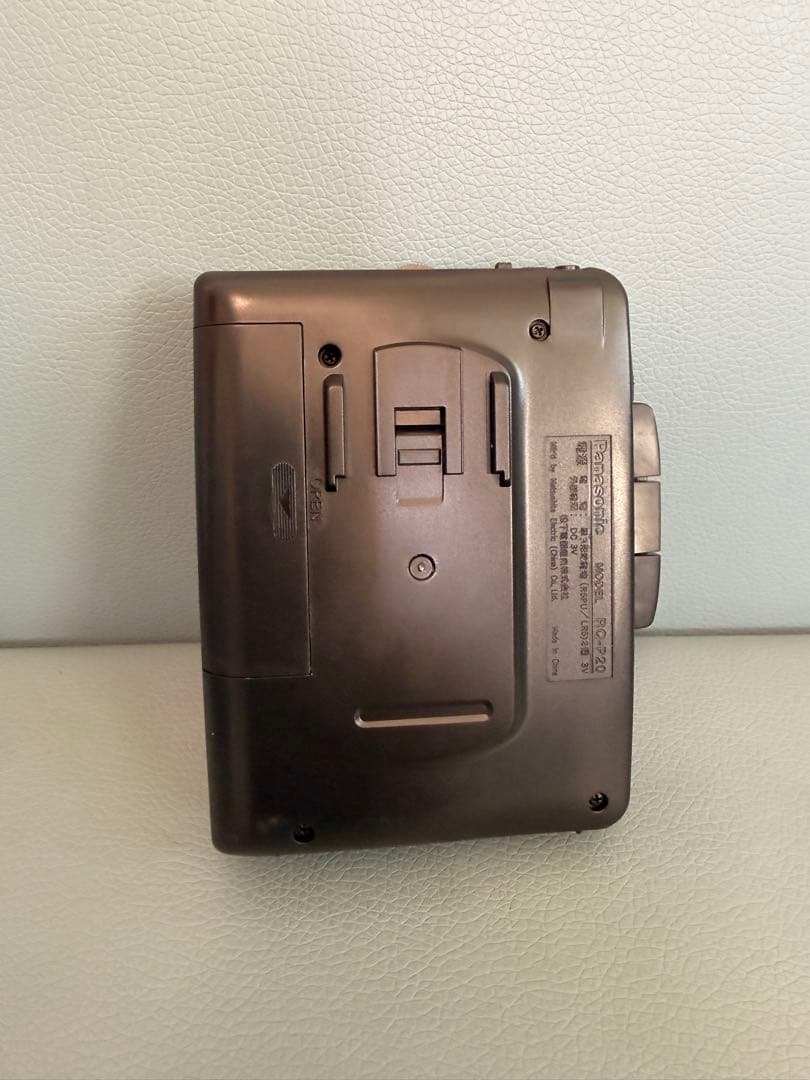D[新品] Panasonic カセットプレーヤー RQ-P20-K