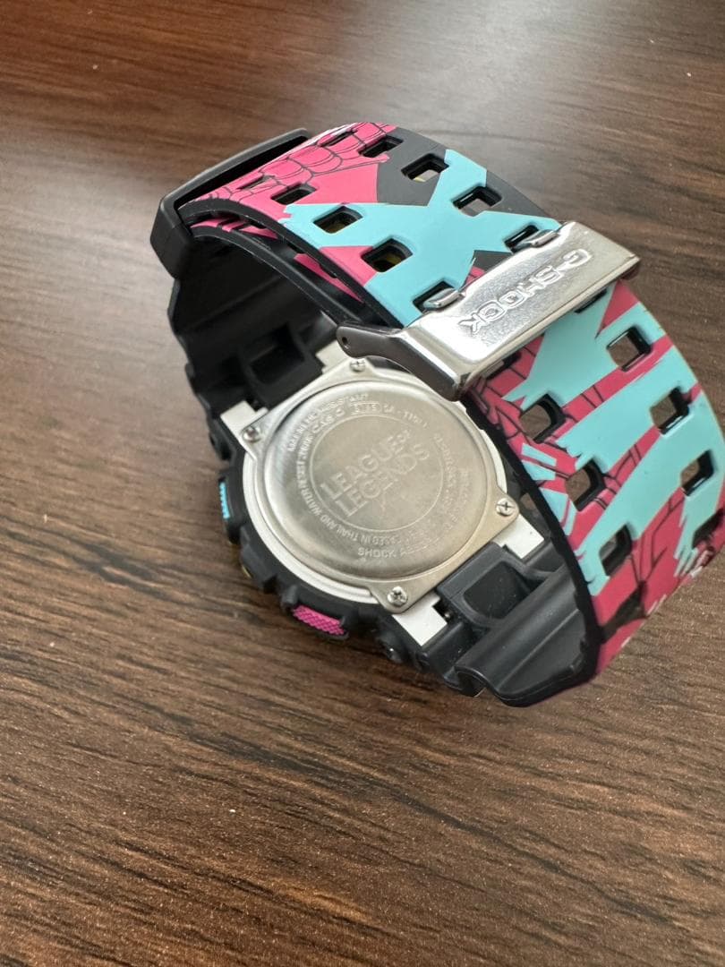 G-SHOCK GA-110LL-1AJR 生産終了品　中古