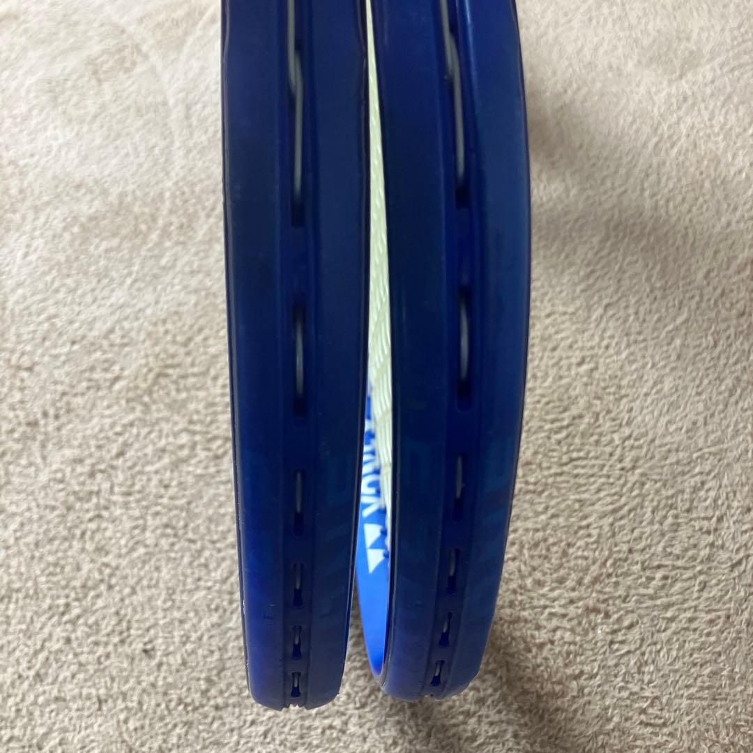 イーゾーン100 グリップ1 テニスラケット 2本セット