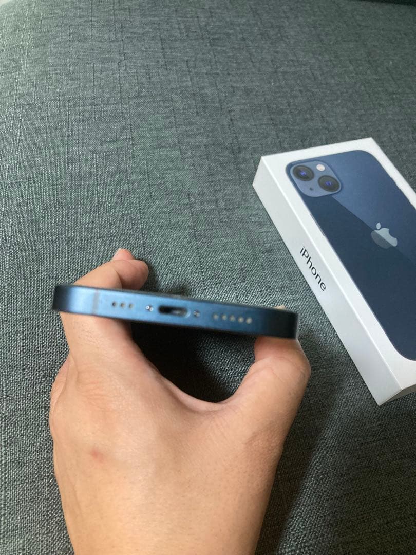 Apple iPhone13 256GB バッテリー100%