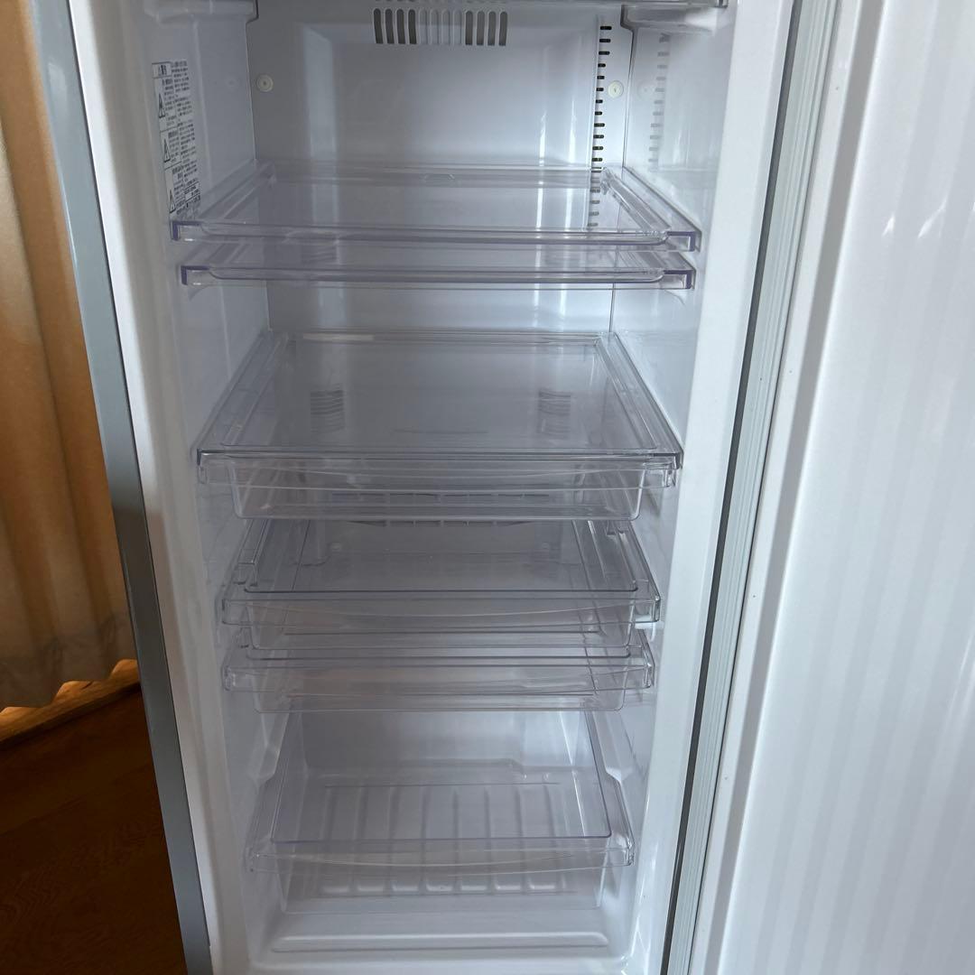 HITACHI 冷凍庫 RF-U11ZF ノンフロン