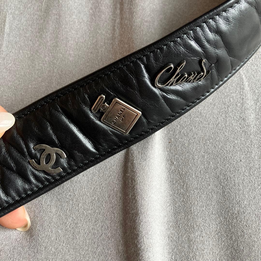 CHANEL ブラックレザー ベルト スタッズ付き　訳あり