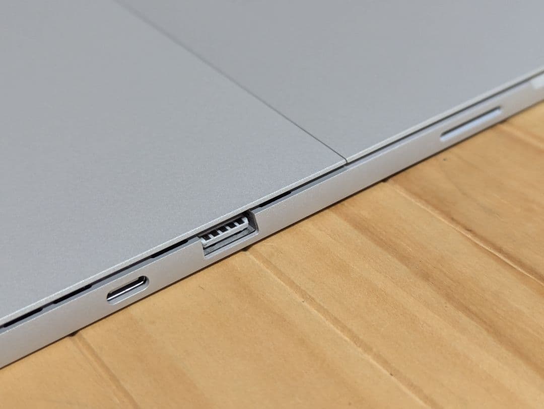 Microsoft Surface Pro7 シルバー 2-in-1タブレット