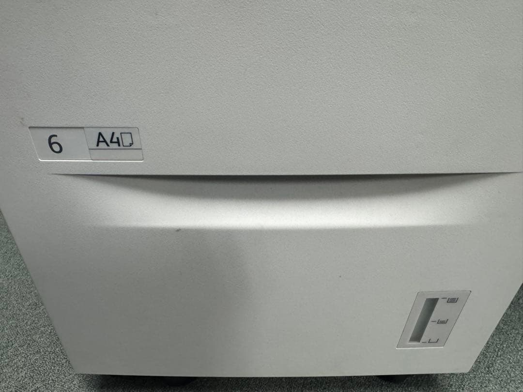 用紙トレイ6（大容量給紙トレイ1段）