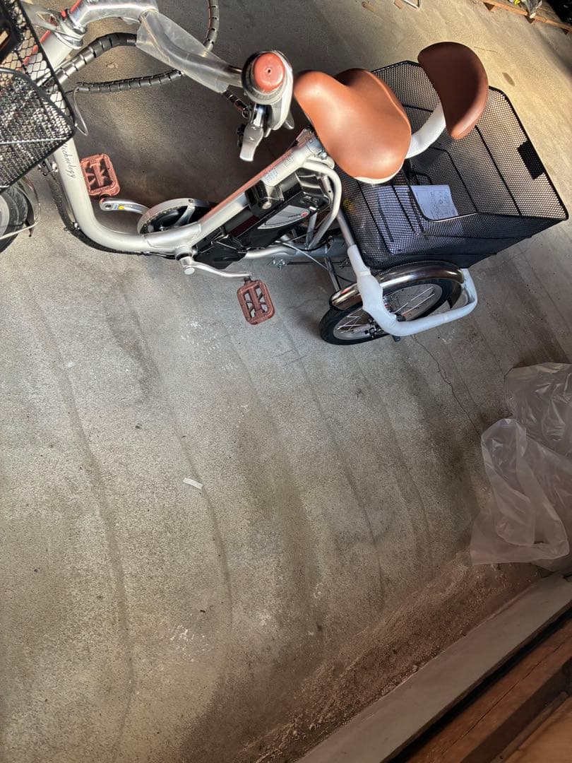 電動アシスト三輪自転車 AOSL203 シマノ