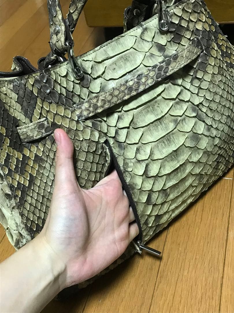 サンレミー　バッグ　高級パイソン