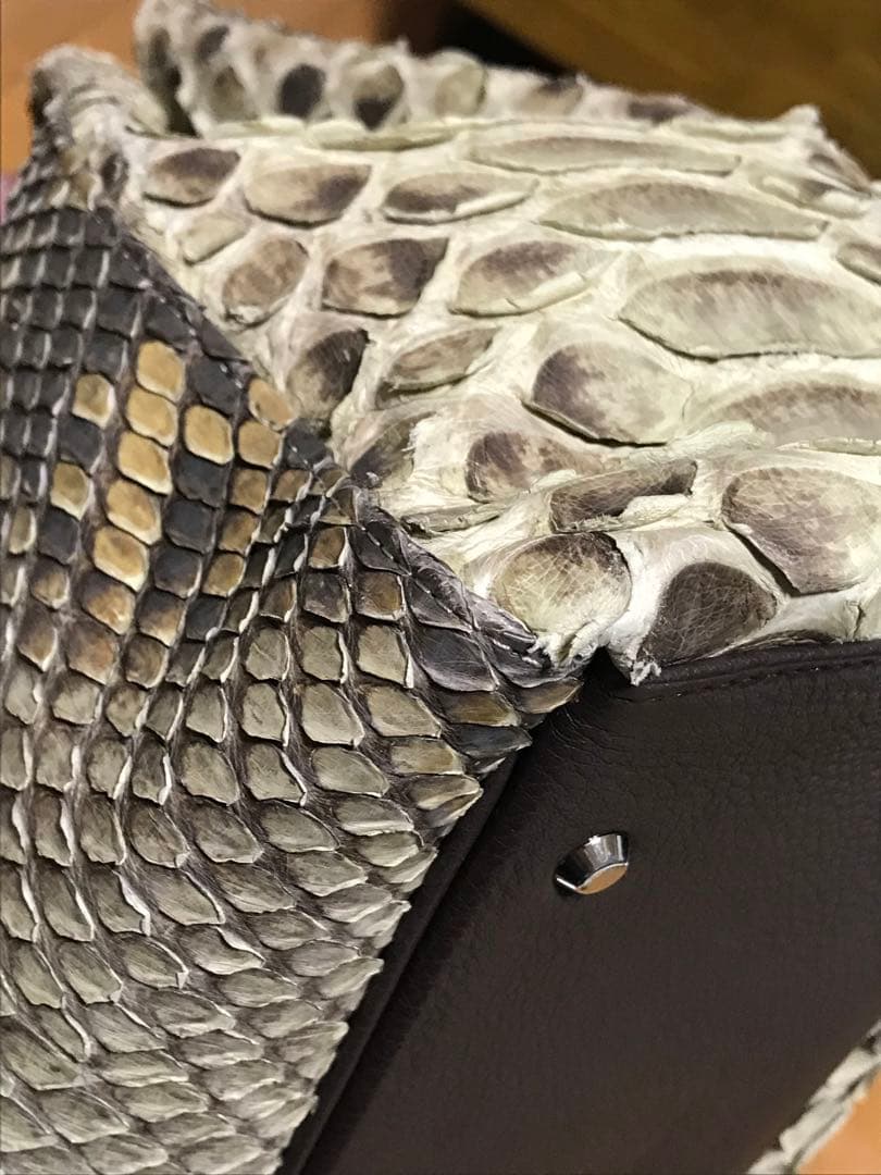 サンレミー　バッグ　高級パイソン